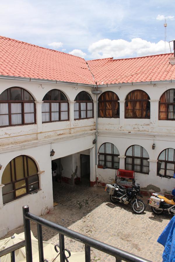 La Vicuna Hotel Potosi Exterior photo